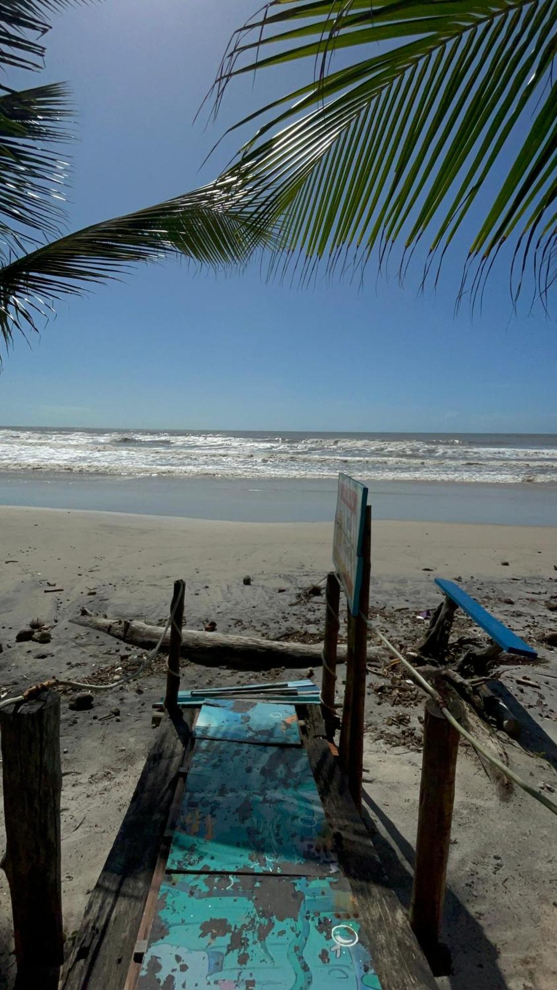 Vila Dos Gnomos Paraiso Mistico Pe Na Areia Ilheus Exterior photo